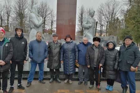 Подмосковные коммунисты: Наш народ террористам не запугать!