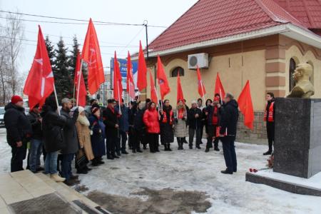 В Пензе прошёл памятный митинг в честь И.В. Сталина