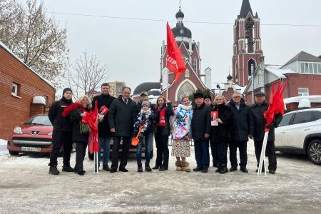 Начался визит кандидата в Президенты РФ от КПРФ Николая Харитонова в подмосковное Щёлково