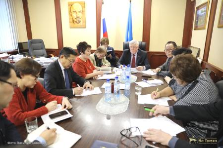 Лидер якутских коммунистов Виктор Губарев поздравил читателей сайта «КПРФ.ру» с Днем Арктики
