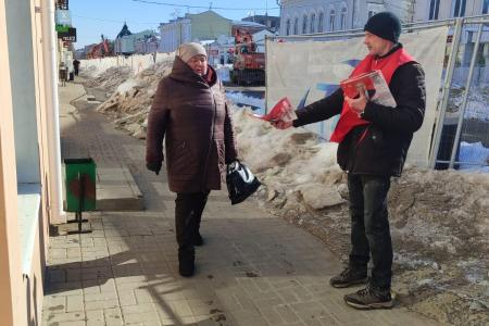 Тамбовские коммунисты продолжают проводить агитрейды и переходят к новым формам агитации