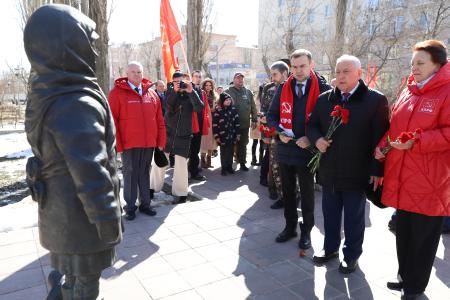 Николай Харитонов завершил рабочую поездку в Волгоград