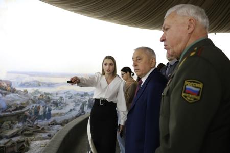 Николай Харитонов завершил рабочую поездку в Волгоград