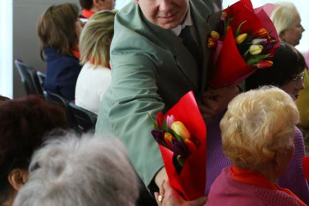 Н.М. Харитонов встретился с участницами ВЖС - «Надежда России» и представительницами женских организаций