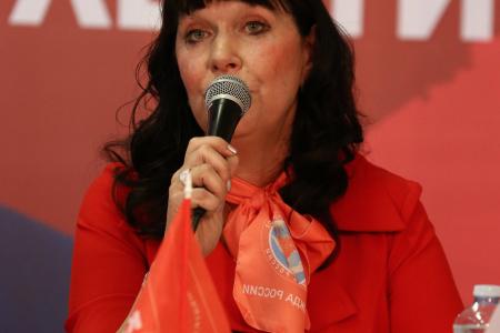 Н.М. Харитонов встретился с участницами ВЖС - «Надежда России» и представительницами женских организаций