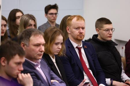 Н.М. Харитонов встретился со студенческими профсоюзами