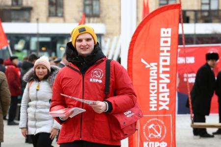 Москва: «Красные в городе!»