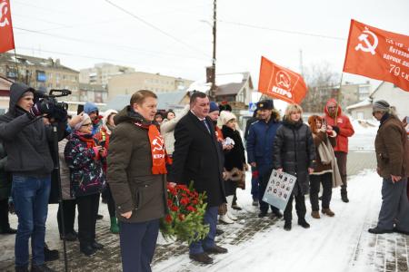 Коммунисты Нижегородской области почтили память Генералиссимуса Победы Иосифа Сталина
