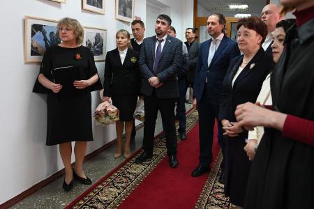 В Тюмени открылась фотовыставка, посвящённая памяти военкора Ростислава Журавлёва