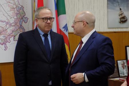 Сергей Гаврилов предложил увековечить подвиг советских врачей,  посетив Семилукский район
