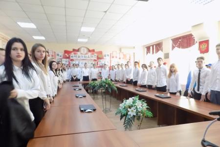 Воронежская область. Депутаты от КПРФ Сергей Гаврилов и Александр Шабунин встретились с учащимися Семилукского колледжа