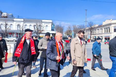 Крым скорбит