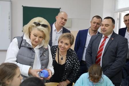 Н.А. Останина и С.В. Богатыренко посетили Всероссийский детский оздоровительный центр «Алые паруса» в Крыму