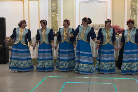 Торжественный вечер, посвященный 8 марта, организовали коммунисты и активистки женского движения Карачаево-Черкесии