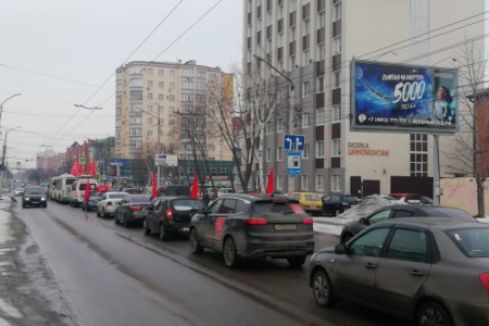 Красный автопробег в Рязани