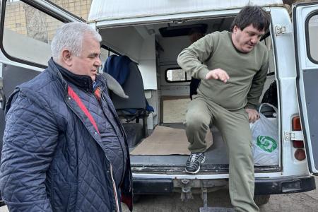 Делегация во главе с К.К. Тайсаевым работает в Донецкой Народной Республике