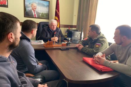 Делегация КПРФ во главе с К.К. Тайсаевым продолжила работу в Донецкой Народной Республике