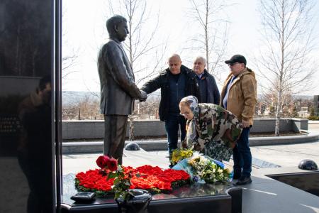 Делегация КПРФ во главе с К.К. Тайсаевым продолжила работу в Донецкой Народной Республике