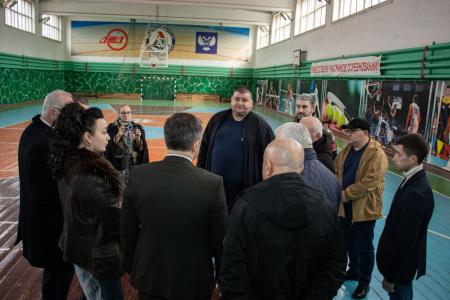 Делегация КПРФ во главе с К.К. Тайсаевым продолжила работу в Донецкой Народной Республике