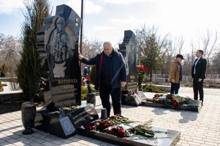 Делегация КПРФ во главе с К.К. Тайсаевым продолжила работу в Донецкой Народной Республике