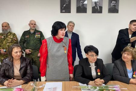 Делегация КПРФ во главе с К.К. Тайсаевым работает в Луганской Народной Республике