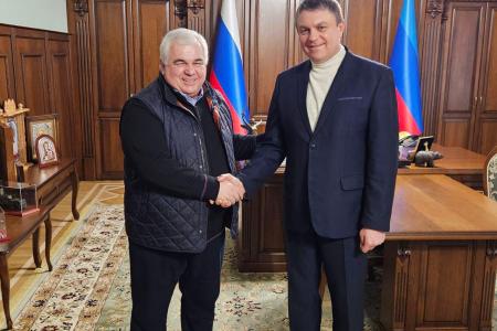 Делегация КПРФ во главе с К.К. Тайсаевым продолжает работу в Луганской Народной Республике