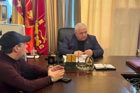 К.К. Тайсаев провел встречу с ректором ИСИ И.Н. Сухолет и профессором ИСИ А.Р. Цомая в ГД РФ
