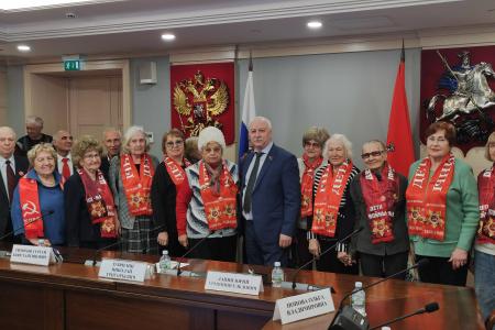 Социальная защита детей войны – первоочередная обязанность государства. Круглый стол в Мосгордуме
