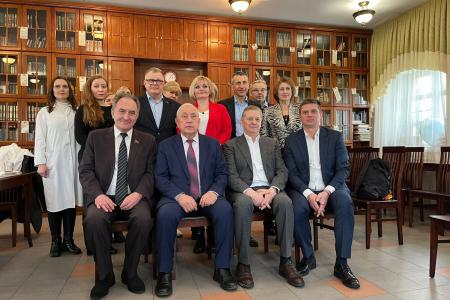 Кандидат в Президенты РФ от КПРФ Николай Харитонов посетил ЗАО «Щёлковохлеб» в Подмосковье