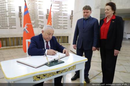 Николай Харитонов - о посещении Мамаева кургана