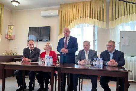 Кандидат в Президенты РФ от КПРФ Николай Харитонов посетил ЗАО «Щёлковохлеб» в Подмосковье