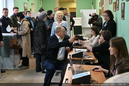 Г.А. Зюганов: Наши предложения все равно придется воплощать в жизнь!