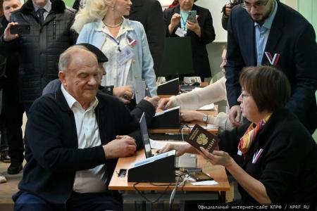 Г.А. Зюганов: Наши предложения все равно придется воплощать в жизнь!