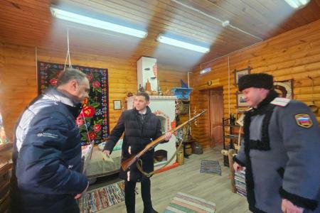 Ямало-Ненецкий автономный округ. Рабочая поездка депутата-коммуниста Олега Михайлова в Салехард