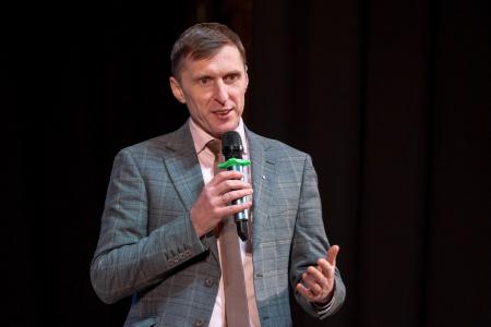 В Удмуртии, в Республиканском доме народного творчества г.Ижевска прошёл праздничный концерт к Международному женскому дню