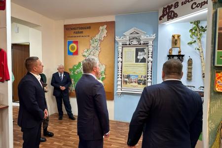 Состоялся совместный выезд губернатора Алексея Русских и сенатора РФ Айрата Гибатдинова в Кузоватовский район Ульяновской области