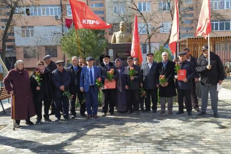 Коммунисты Дагестана почтили память И.В. Сталина