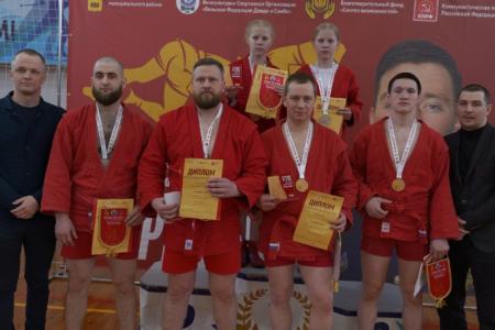 Архангельская область. В Вельске при поддержке КПРФ прошел второй турнир по самбо памяти Кавалера Ордена Мужества Дмитрия Чернакова