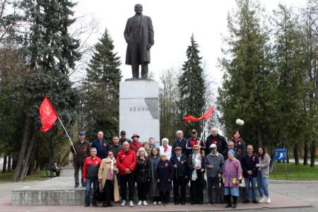 Подмосковные коммунисты: Имя и дела великого Ленина будут жить в веках!