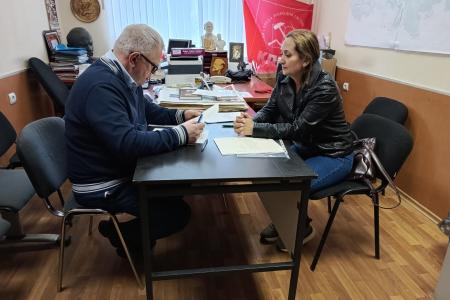 Руководитель фракции КПРФ в Мособлдуме Александр Наумов провел прием граждан в Видном