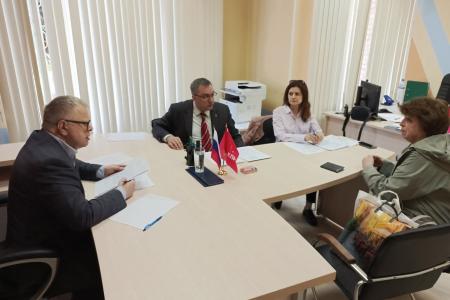 Московская область. Депутат КПРФ Александр Наумов провел прием граждан в Ступине