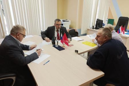 Московская область. Депутат КПРФ Александр Наумов провел прием граждан в Ступине
