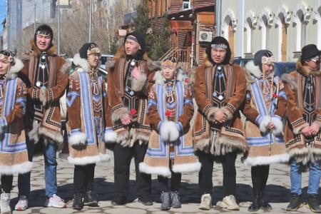 Коммунисты отметили День образования Якутской АССР