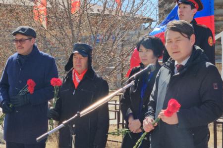 Коммунисты отметили День образования Якутской АССР