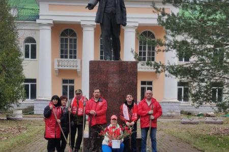 Подмосковные коммунисты: Имя и дела великого Ленина будут жить в веках!