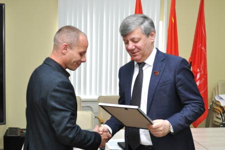 Дмитрий Новиков на партийно-профсоюзных курсах в Санкт-Петербурге: “Возможности профсоюзов и влияние коммунистов должны служить рабочему классу и всем трудящимся”