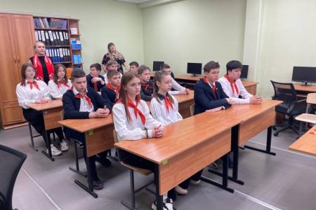 Зампред Комитета Госдумы по защите семьи Мария Дробот посетила пензенскую школу №58