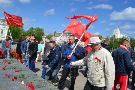 Воронеж. Под красными ленинскими знамёнами - к социалистическому возрождению Отечества