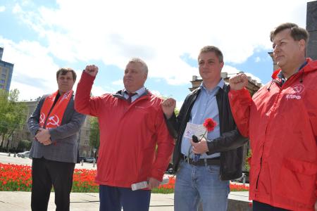 Воронеж. Под красными ленинскими знамёнами - к социалистическому возрождению Отечества