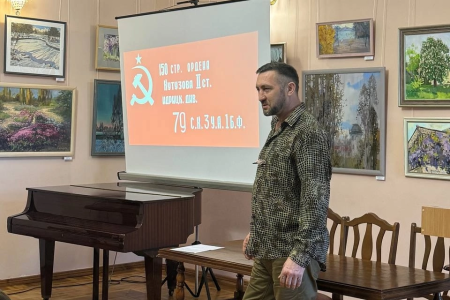 Депутат-коммунист Госсовета Крыма И. Донченко: Копия Знамени Победы будет передана нашим бойцам в зоне СВО